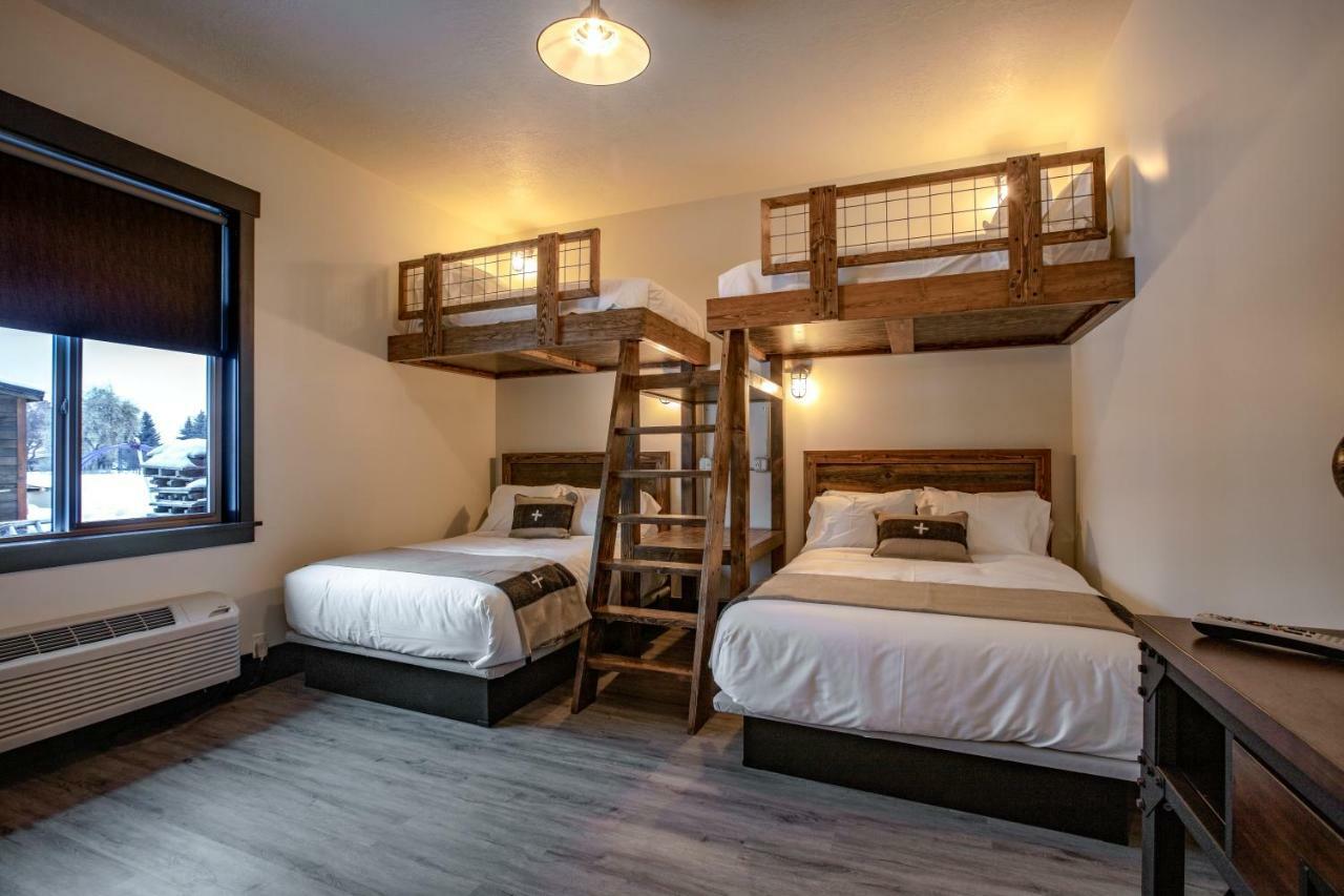 Compass Rose Lodge Huntsville ภายนอก รูปภาพ